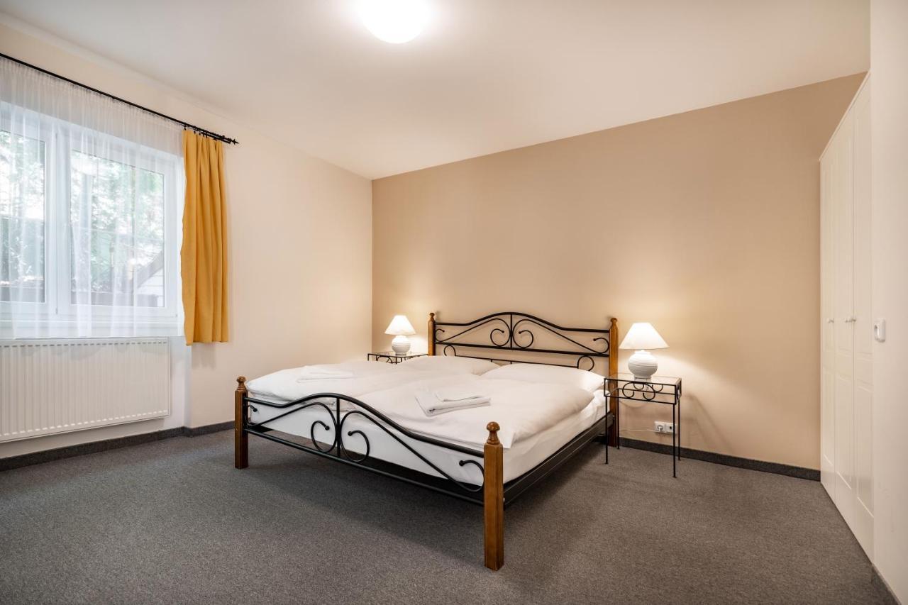 Mariánské Lázně Apartma La Provence מראה חיצוני תמונה