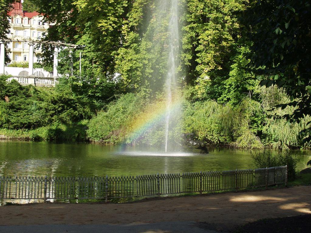 Mariánské Lázně Apartma La Provence מראה חיצוני תמונה