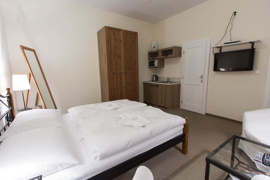 Mariánské Lázně Apartma La Provence מראה חיצוני תמונה
