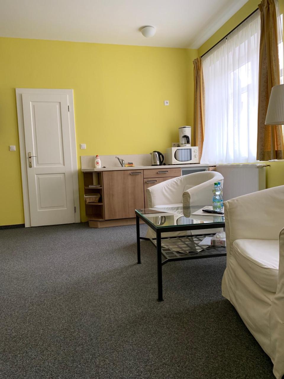 Mariánské Lázně Apartma La Provence מראה חיצוני תמונה