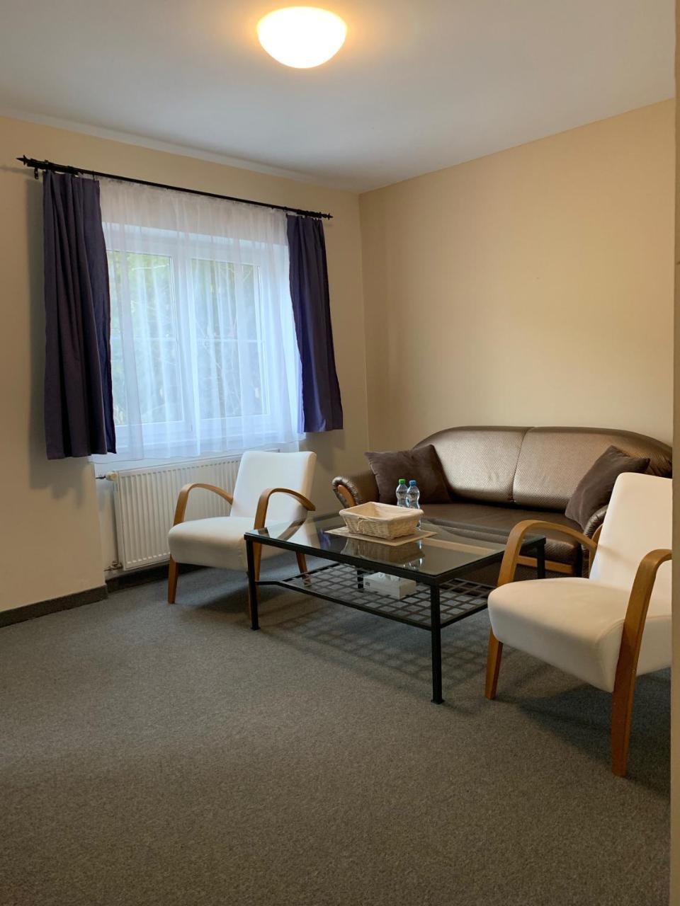 Mariánské Lázně Apartma La Provence מראה חיצוני תמונה