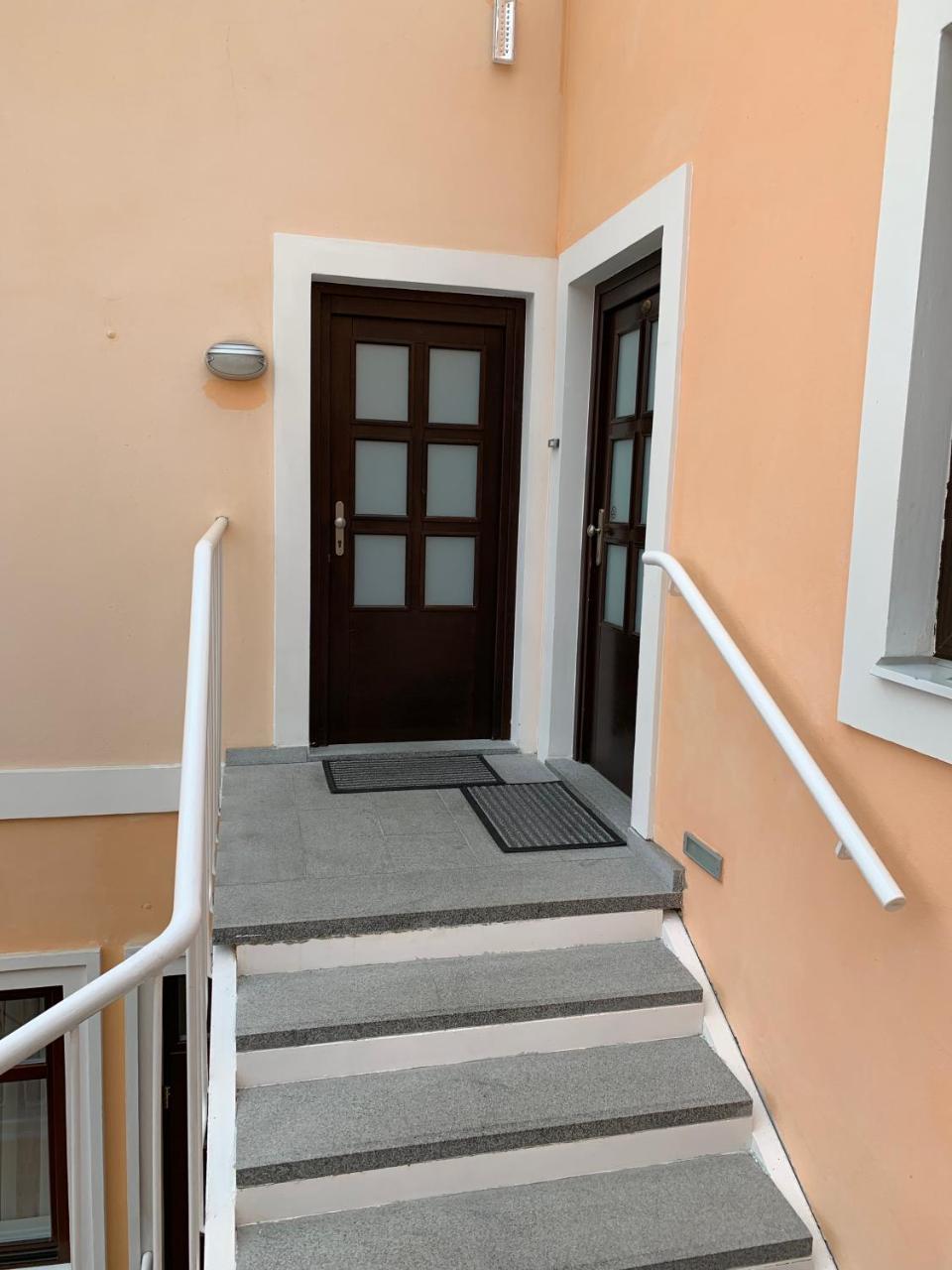 Mariánské Lázně Apartma La Provence מראה חיצוני תמונה